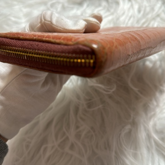 Miu Miu Zip Around Wallet Croc Embossed Leather Vintage With Box - Picture 14 of 16